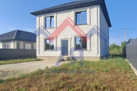 Продам 2-х этажный дом 181 м2, на участке 4 сотки