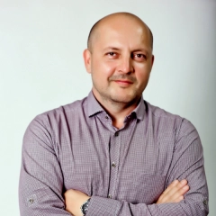 Максим  Катаровский